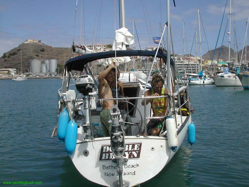 02 Bye bye, John, Susan + Simon